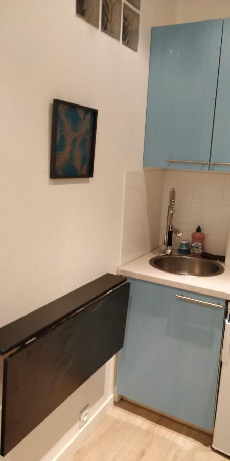 Modern 1 Bedroom Apartment Near The Metro. Ivry-sur-Seine Kültér fotó