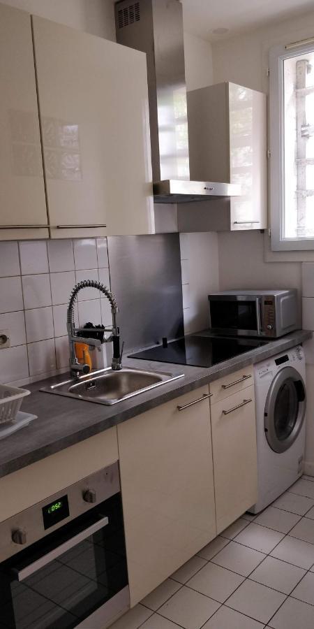 Modern 1 Bedroom Apartment Near The Metro. Ivry-sur-Seine Kültér fotó
