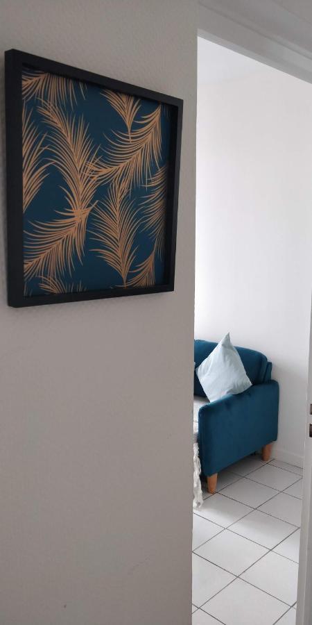 Modern 1 Bedroom Apartment Near The Metro. Ivry-sur-Seine Kültér fotó